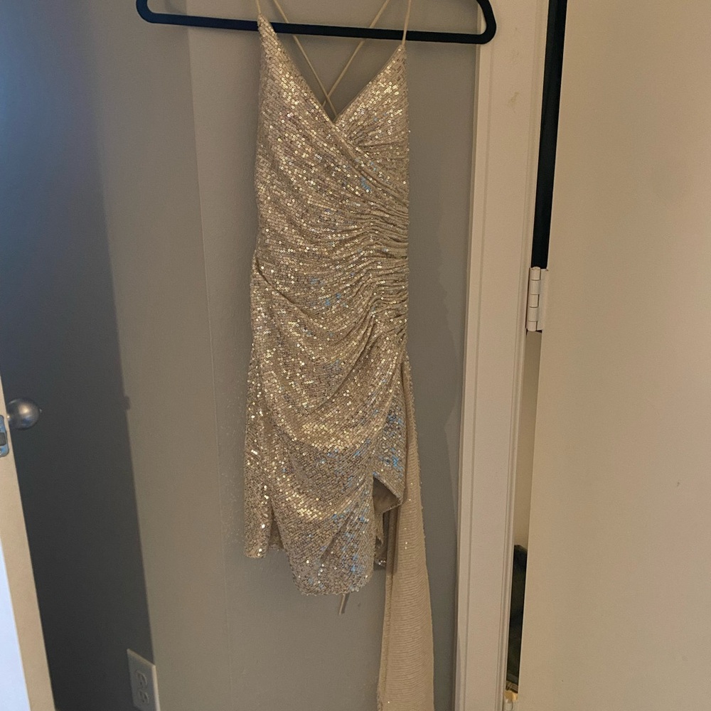 Elegant Sequin Dress in Silver